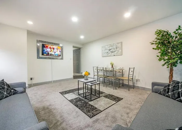 בית נופש *2a* Ground Floor House Setup For Your Amazing & Relaxed + Free Parking + Free Fast Wifi