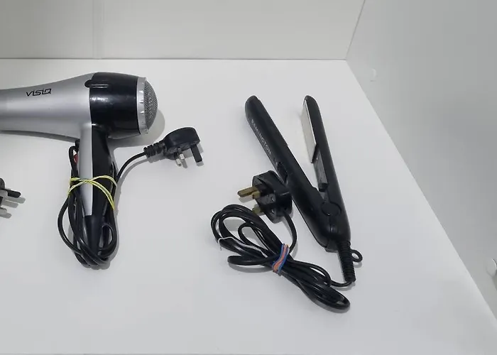 *2a* Ground Floor House Setup For Your Amazing & Relaxed + Free Parking + Free Fast Wifi בית נופש